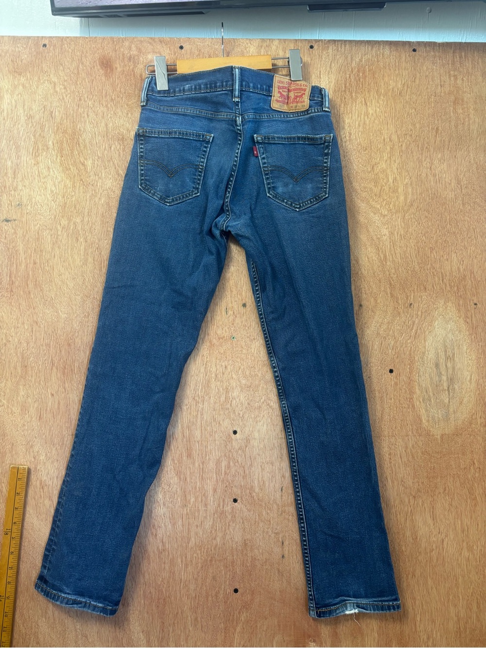 Levi’s Men’s W31 L32 Blue Slim Straight Leg Jeans Medium Wash Denim - Picture 7 of 8